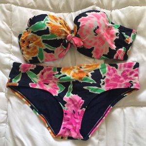 American Eagle floral bikini